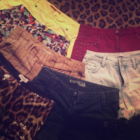 Bundle of 8! Shorts and a Scort! - Picture 1 of 1